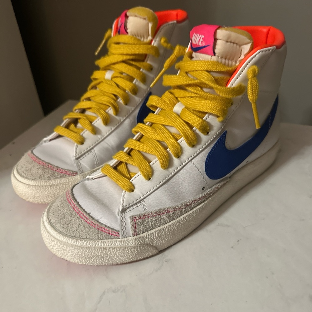 Nike Blazer White Sneakers with Blue Swoosh and Yellow Laces